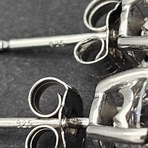 Sterling silver Cubic Zirconia Earrings - Picture 6 of 8